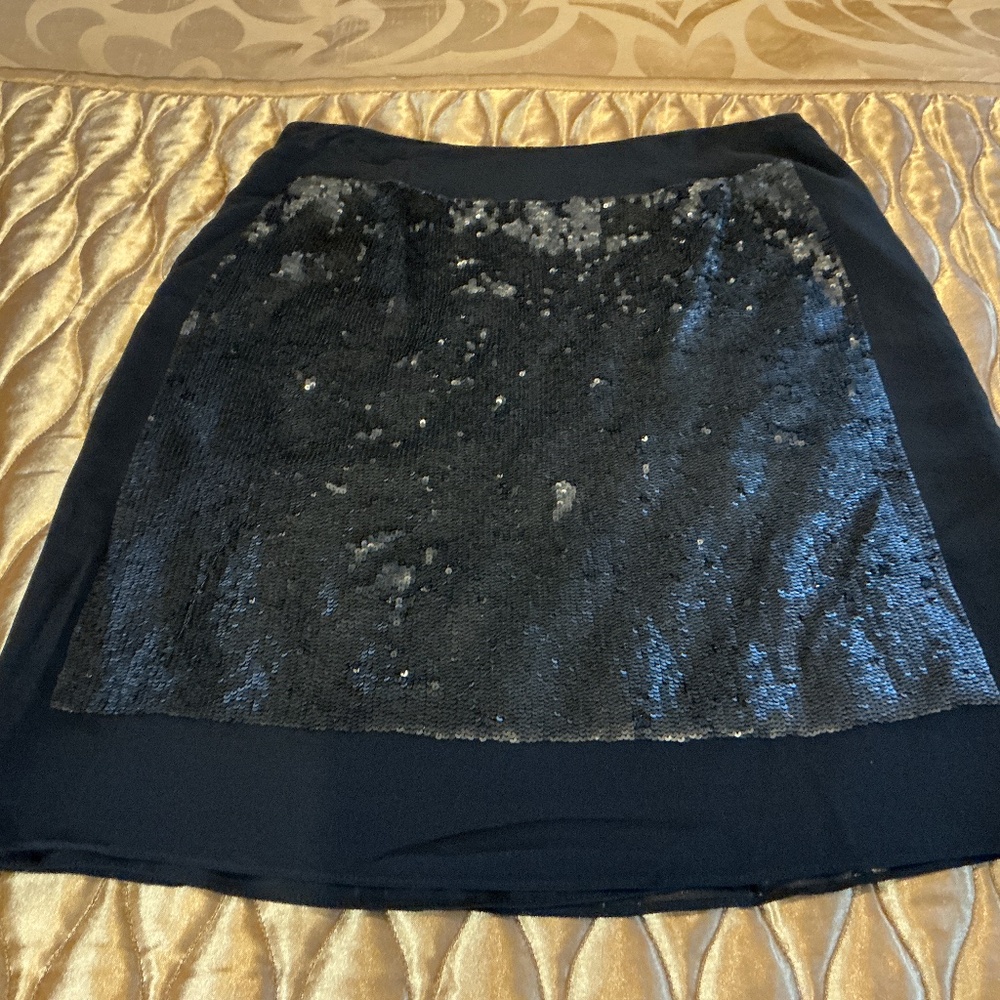 NWT CALVIN KLEIN 100% Silk Sequined Mini Skirt Black Size 4 - Picture 2 of 11